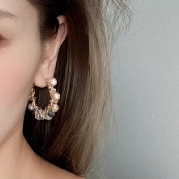 🌈 DAZZLING! Multi-Color Freshwater Pearl & Crystal Wire Wrap Hoop Earrings! - Picture 6 of 6